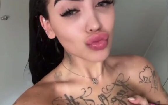 MC Mirella Aka Badmi Privacy Video Nude Teasing In Bathroom